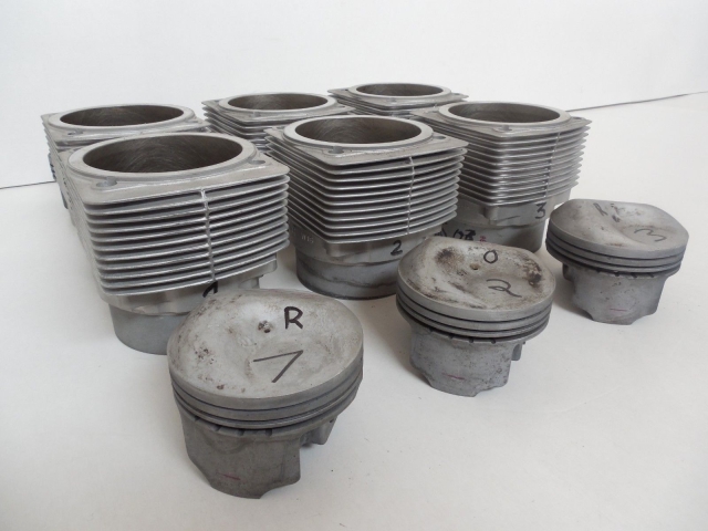 Used 911 Carrera 3.2 liter piston and cylinder set
