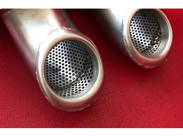 Cayman GT4 exhaust pipes with silencer 90 ° bent for sound derivation for racetrack