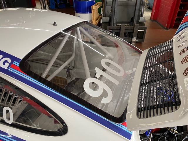 911 Race rear window clear with special coatings for Porsche racecars