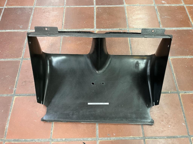 991 GT3 R air duct for year of construction 2016 - 2018 middle cooler Porsche 911