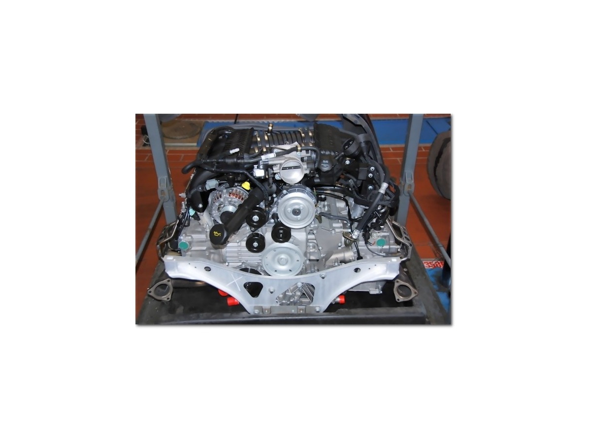 911 - 996 - 4.0 liter Porsche exchange engine, engine repair, engine damage repair